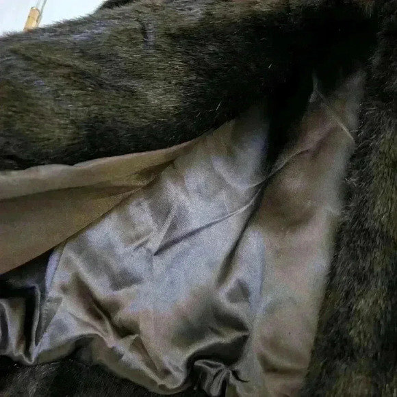 Cinemoda Italia  size medium shirt faux fur coat - Picture 5 of 7